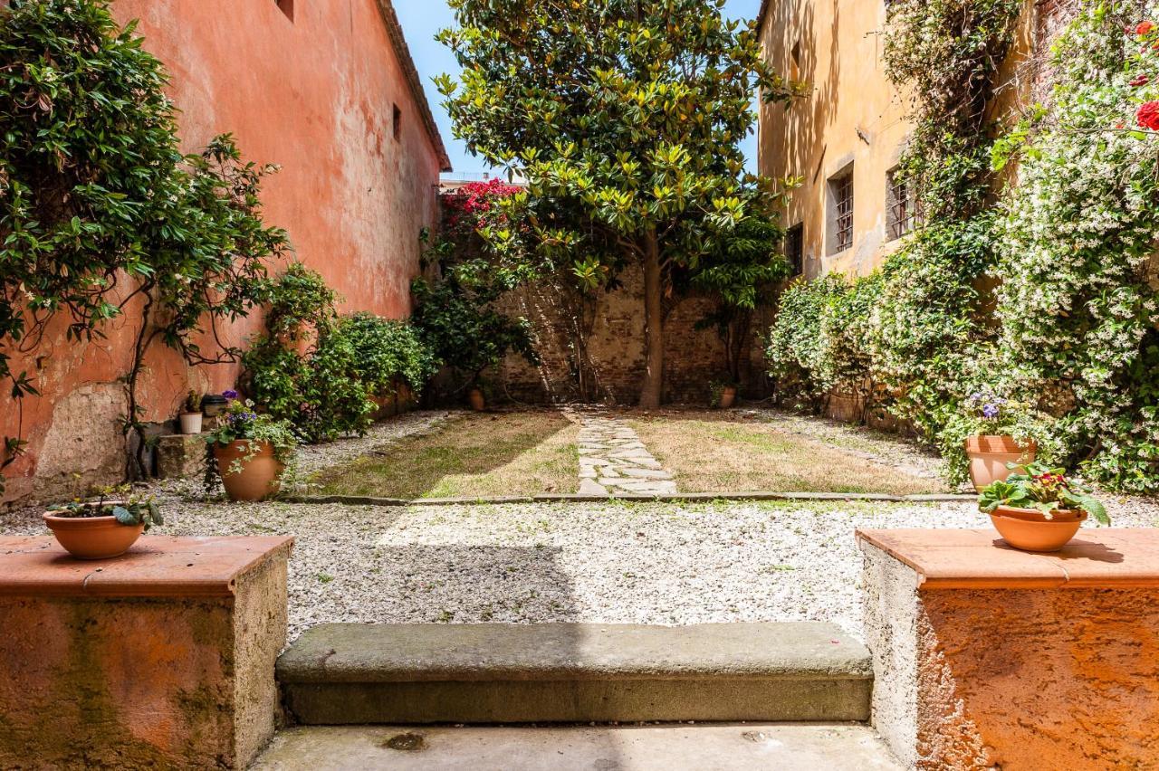 Апартаменти Hostly - Garden House Near The Tower - Historical House With Private Garden Піза Екстер'єр фото