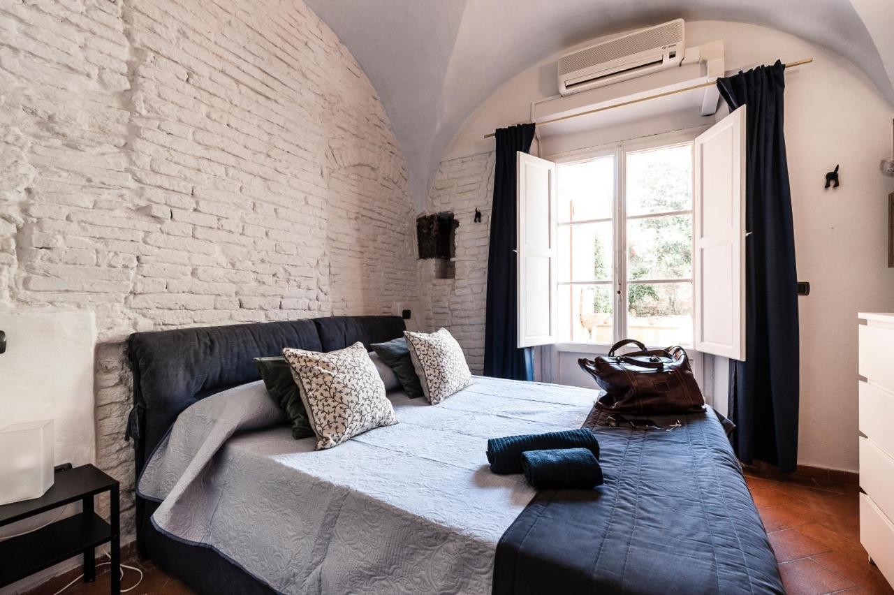 Апартаменти Hostly - Garden House Near The Tower - Historical House With Private Garden Піза Екстер'єр фото
