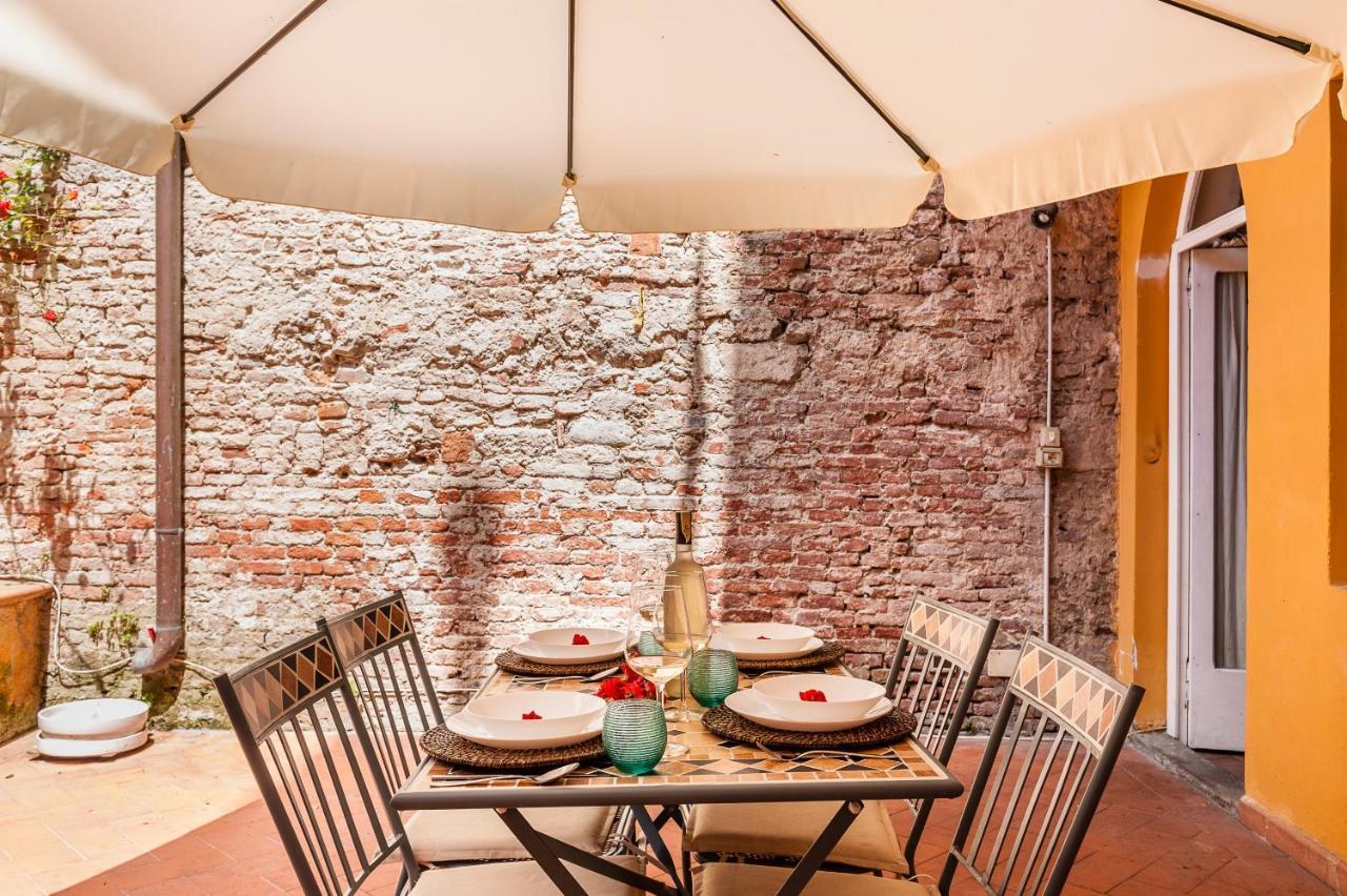 Апартаменти Hostly - Garden House Near The Tower - Historical House With Private Garden Піза Екстер'єр фото